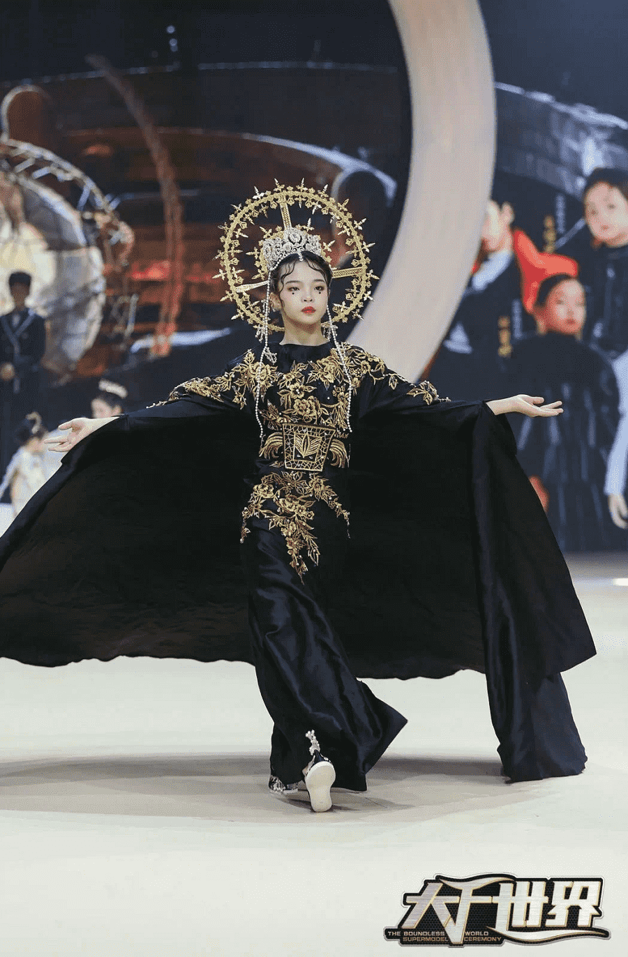 大千世界超模盛典品牌推荐官张梦馨精彩回顾(图2)