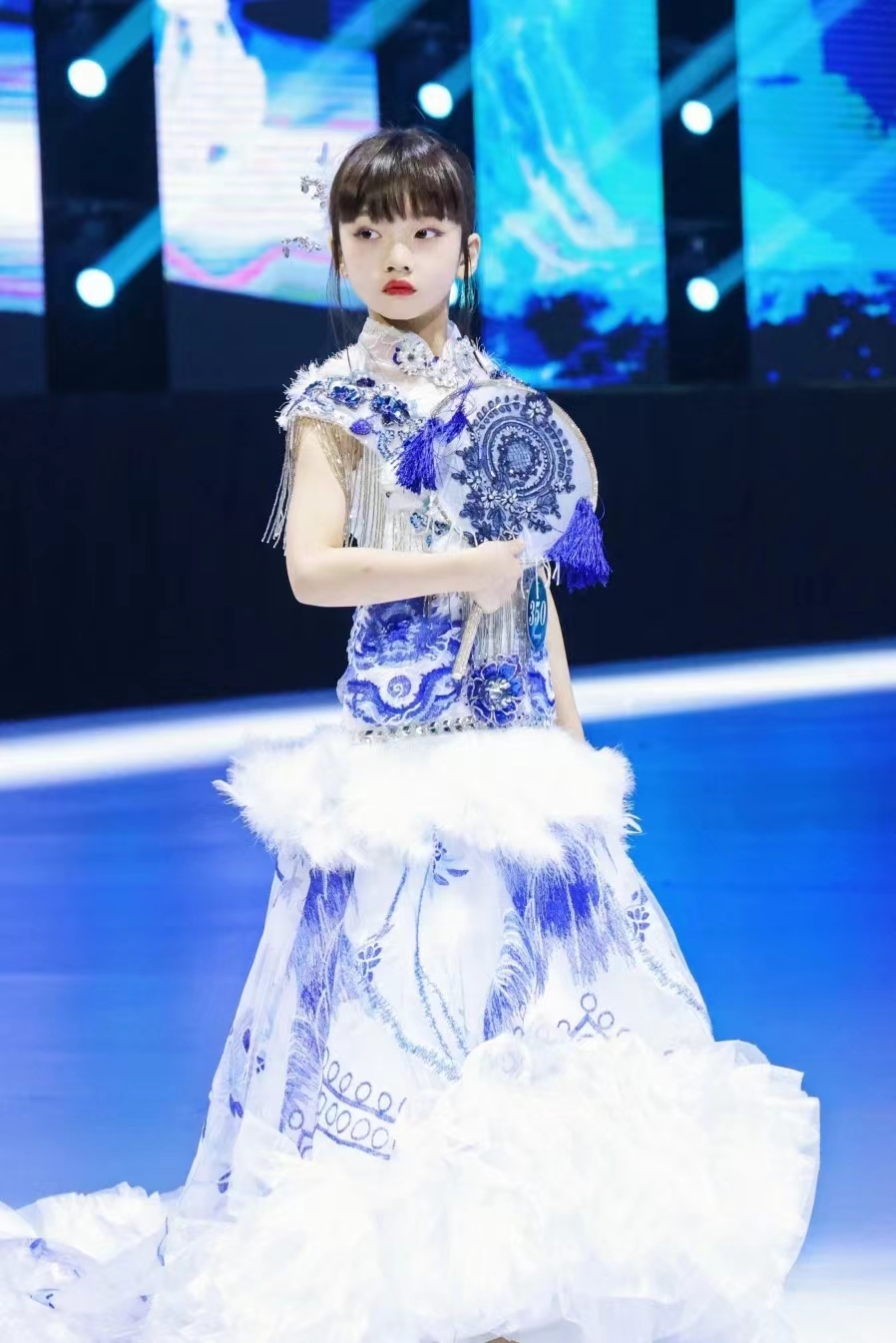 光芒星榜样特邀明星小嘉宾·金姐 大千世界超模盛典(图5)
