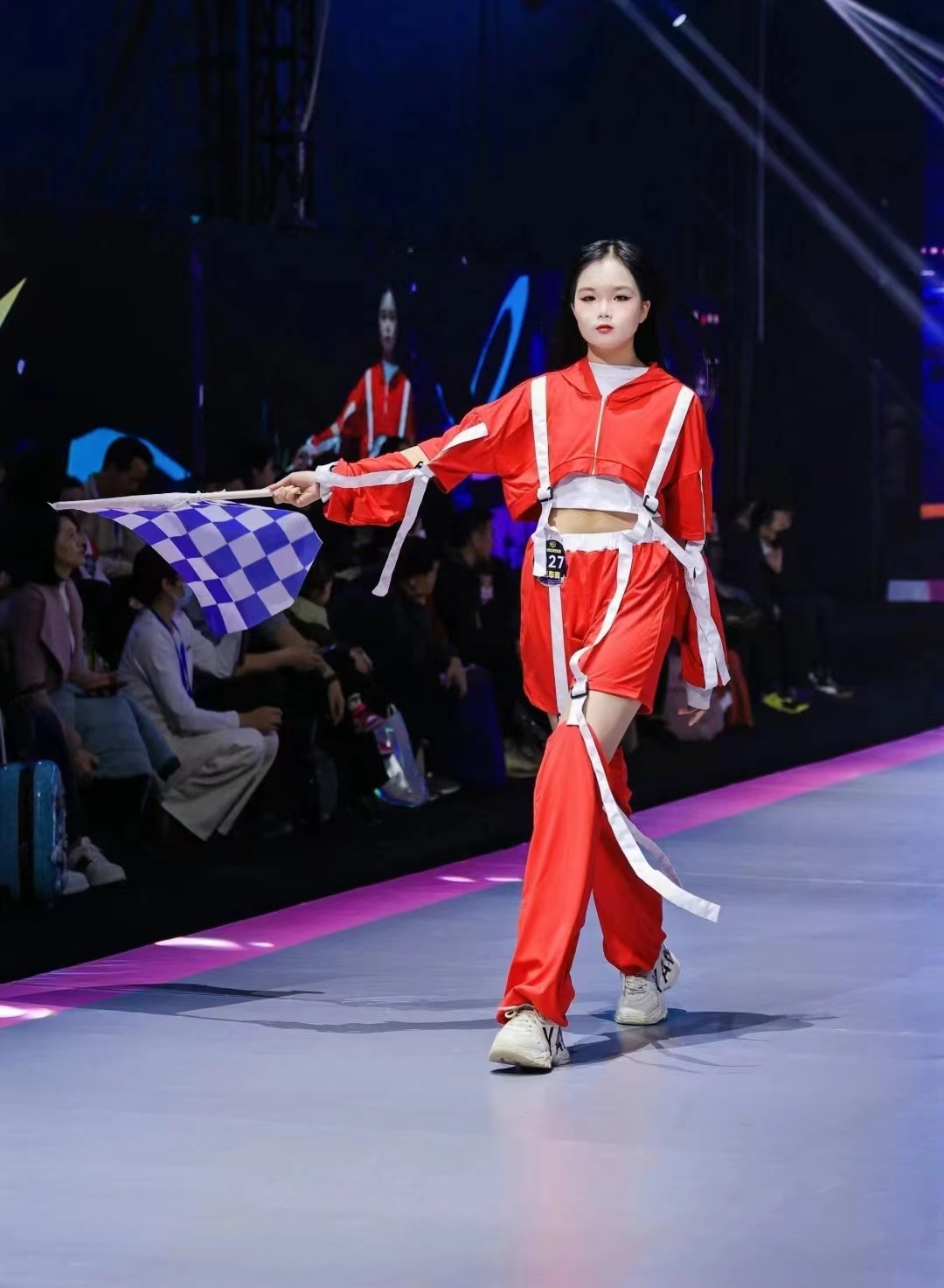 甜酷女孩江胤徵大千世界超模盛典第二篇冰岛之上主题大使-(图8)